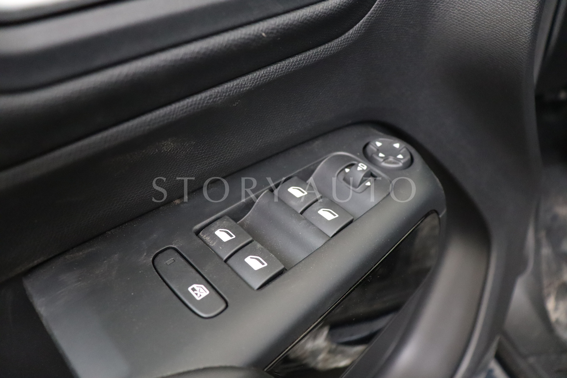 vr7a45gyvrl000481-13